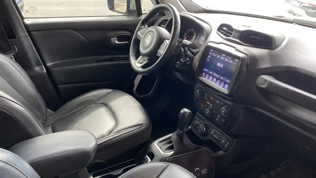 JEEP Renegade - Foto