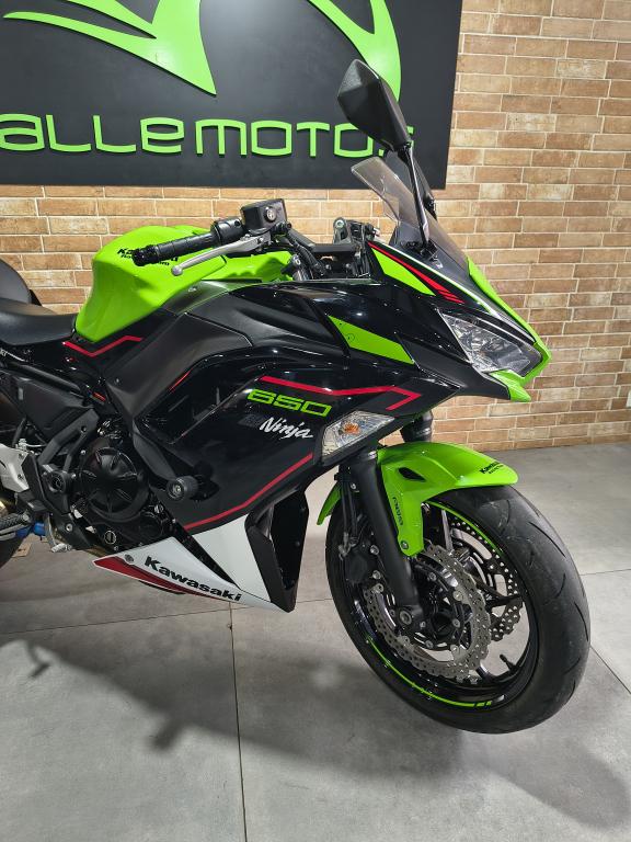 KAWASAKI Ninja 650 - Foto
