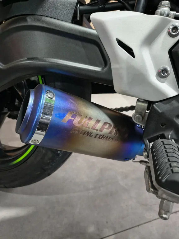 KAWASAKI Ninja 650 - Foto