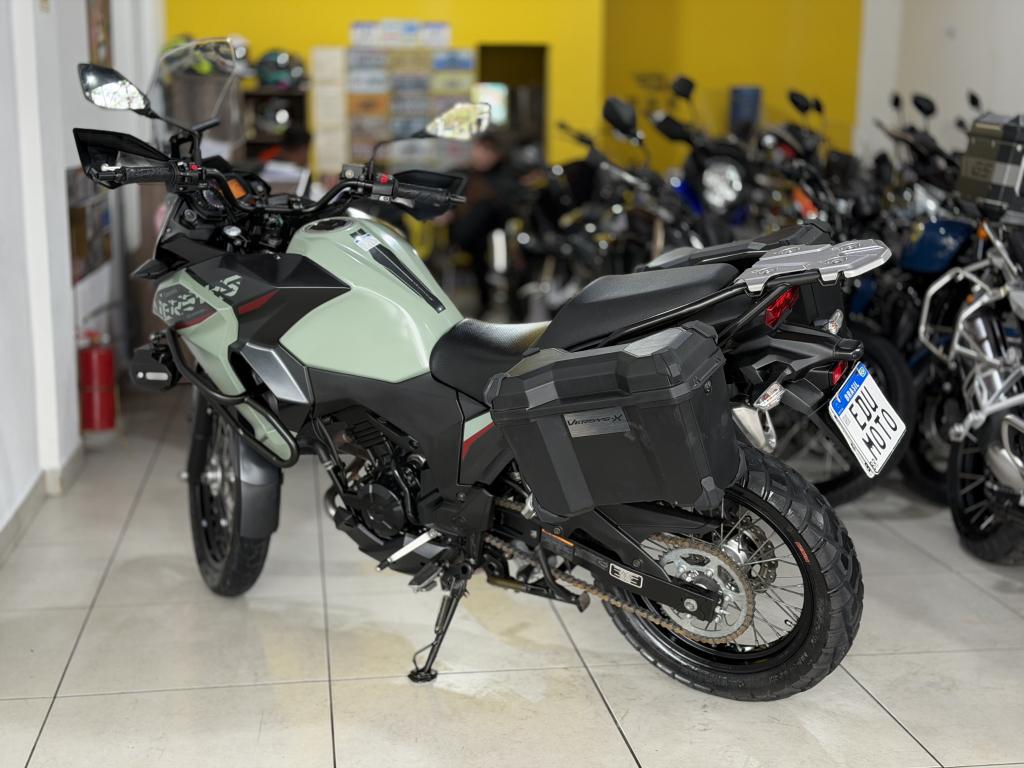 KAWASAKI Versys 300 - Foto
