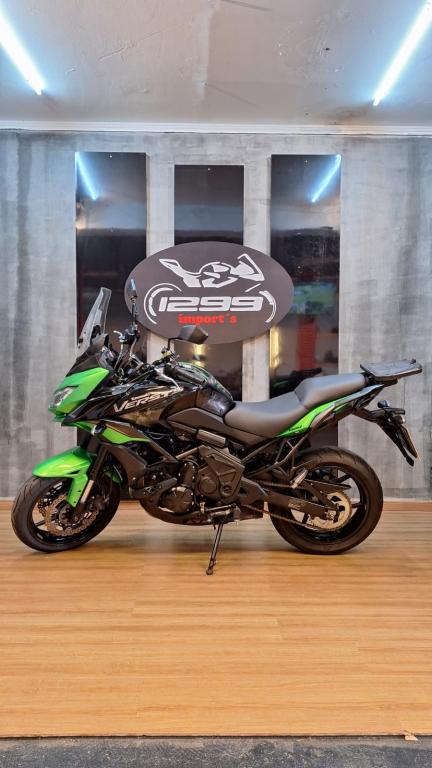 KAWASAKI Versys 650 - Foto