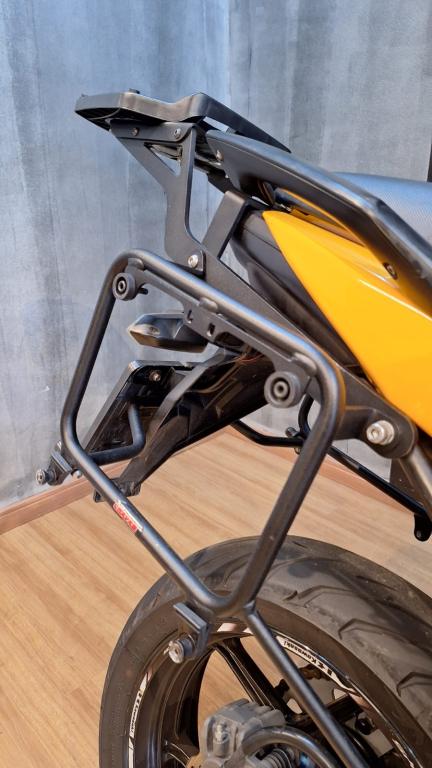 KAWASAKI Versys 650 - Foto