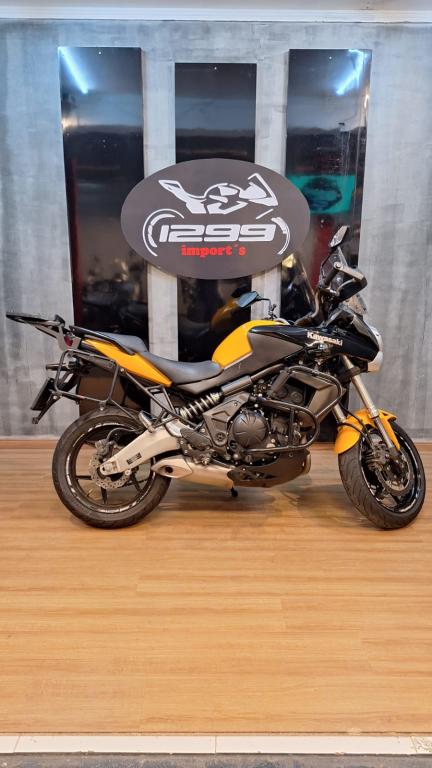 KAWASAKI Versys 650 - Foto