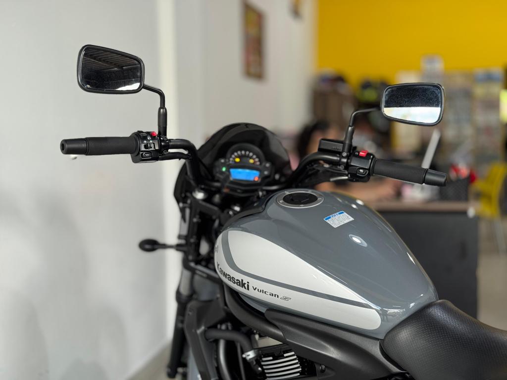 KAWASAKI Vulcan 650 S - Foto
