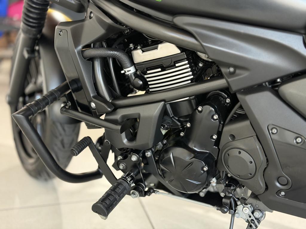 KAWASAKI Vulcan 650 S - Foto