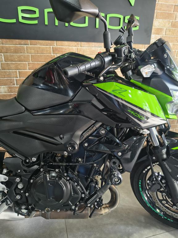 KAWASAKI Z 400 - Foto