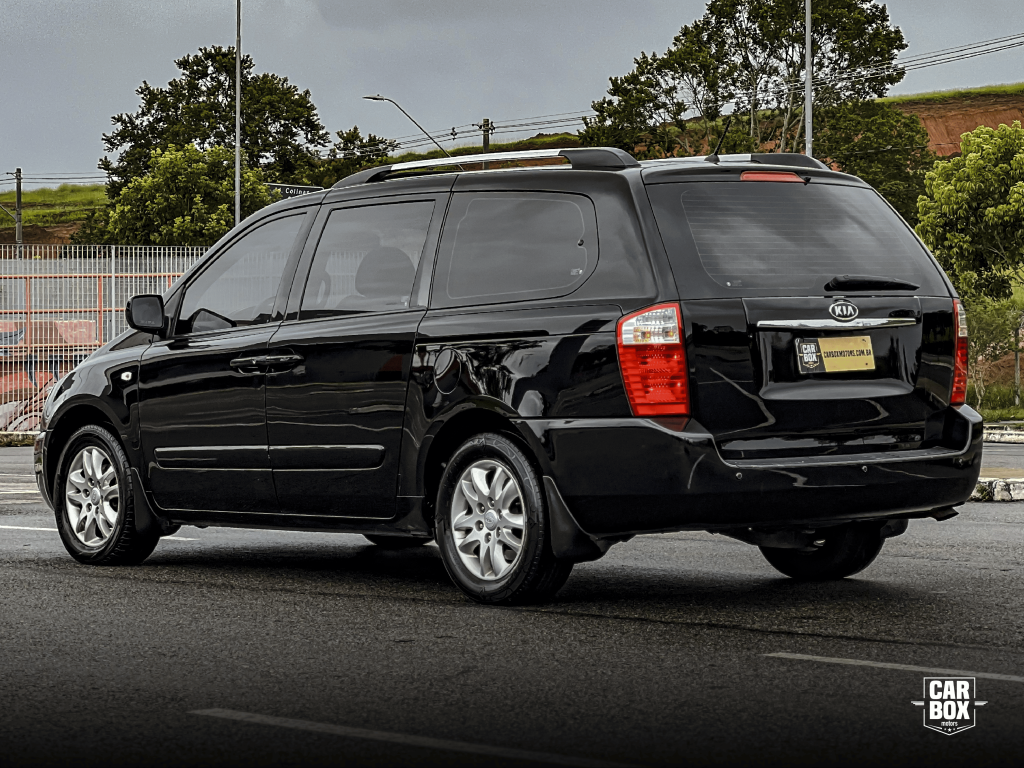 KIA Carnival - Foto