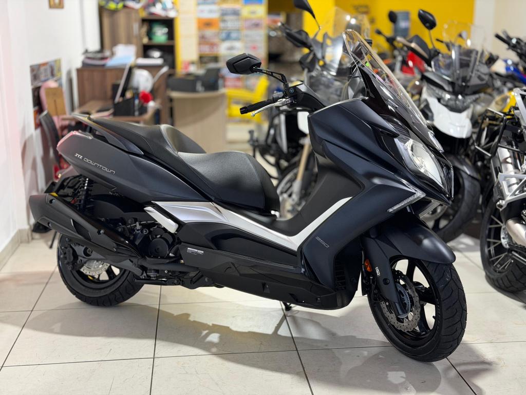 KYMCO Downtown 300i - Foto