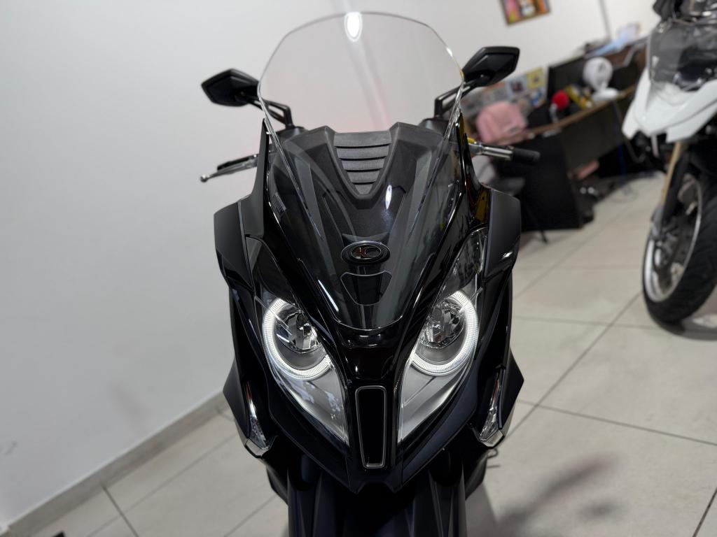 KYMCO Downtown 300i - Foto