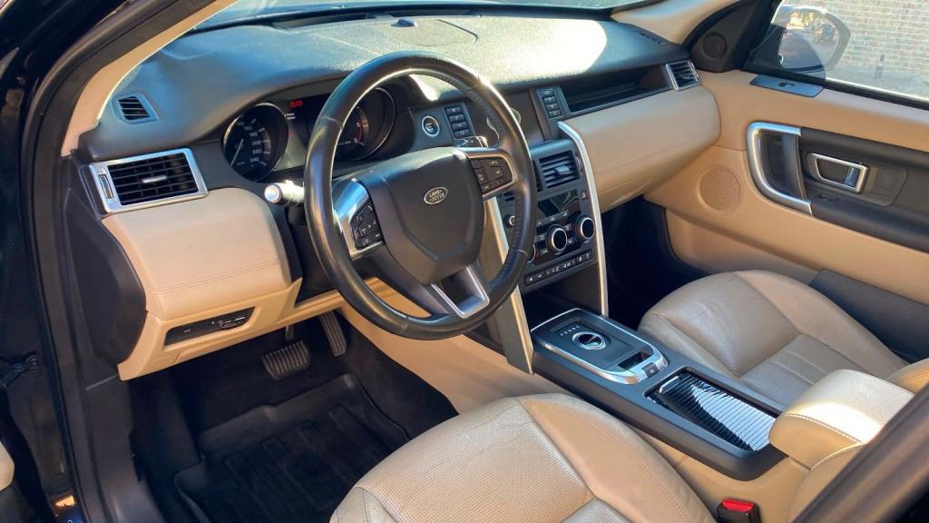 LAND ROVER Discovery Sport - Foto