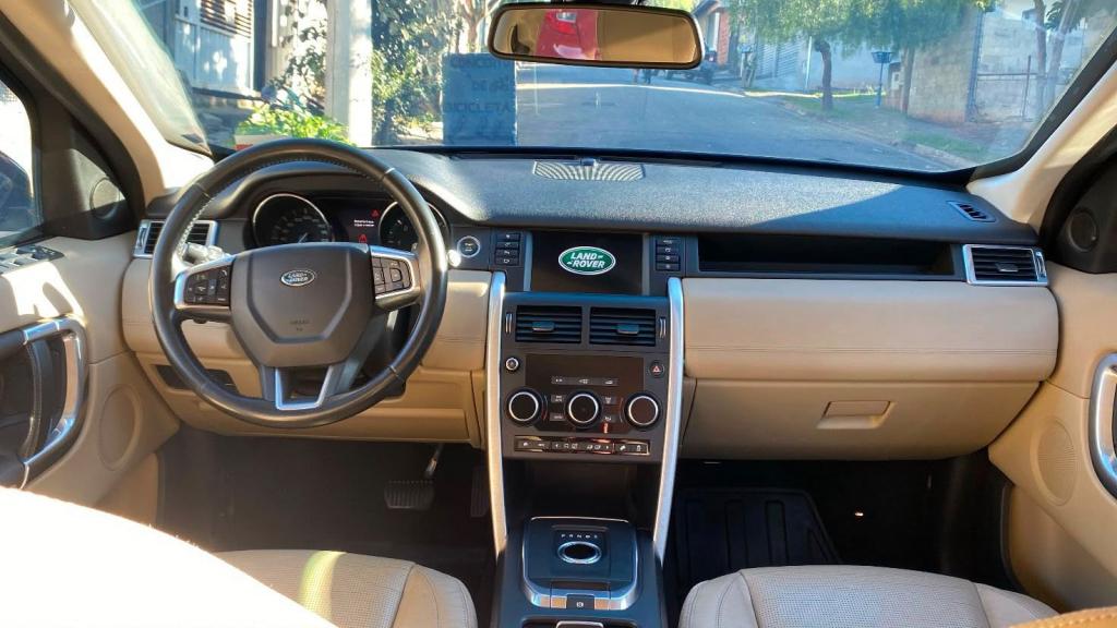 LAND ROVER Discovery Sport - Foto