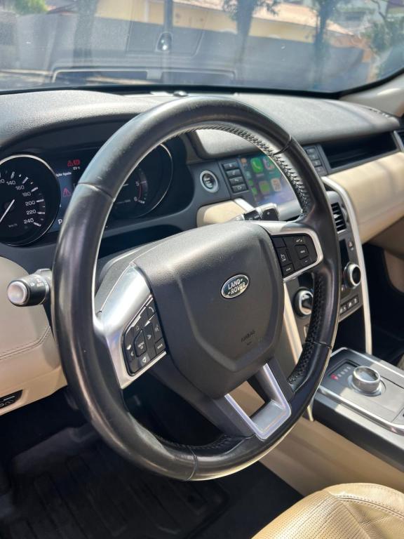 LAND ROVER Discovery Sport - Foto