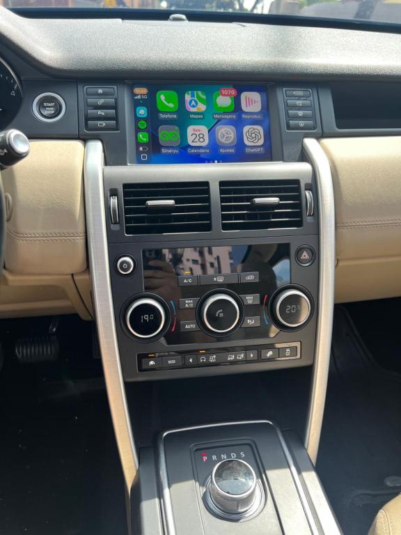 LAND ROVER Discovery Sport - Foto
