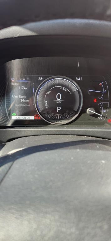 LEXUS UX 250H - Foto