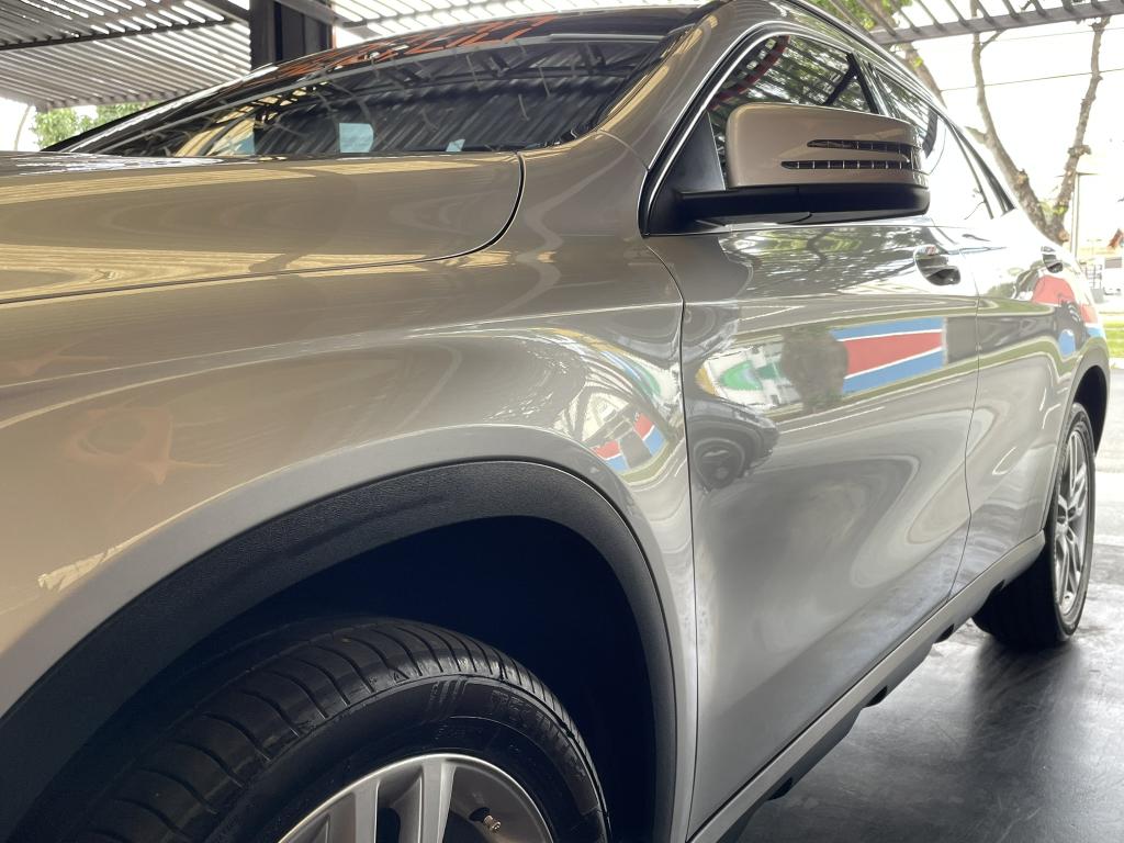 MERCEDES-BENZ GLA 200 - Foto