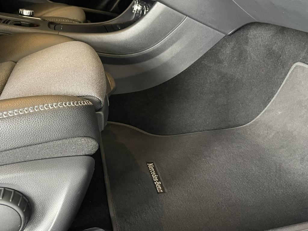 MERCEDES-BENZ GLA 200 - Foto