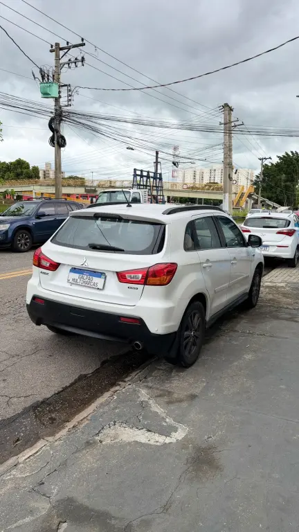 MITSUBISHI ASX - Foto