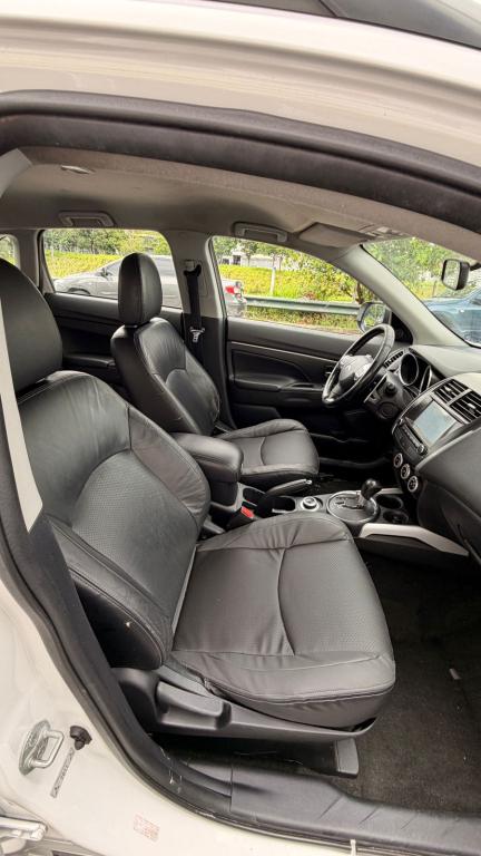 MITSUBISHI ASX - Foto