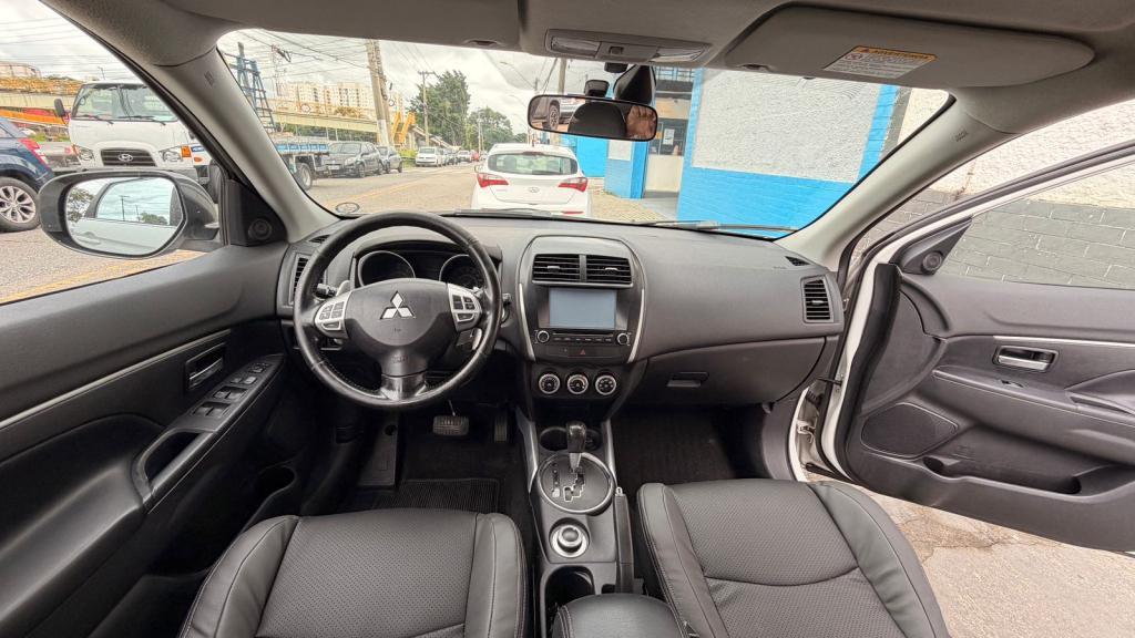 MITSUBISHI ASX - Foto