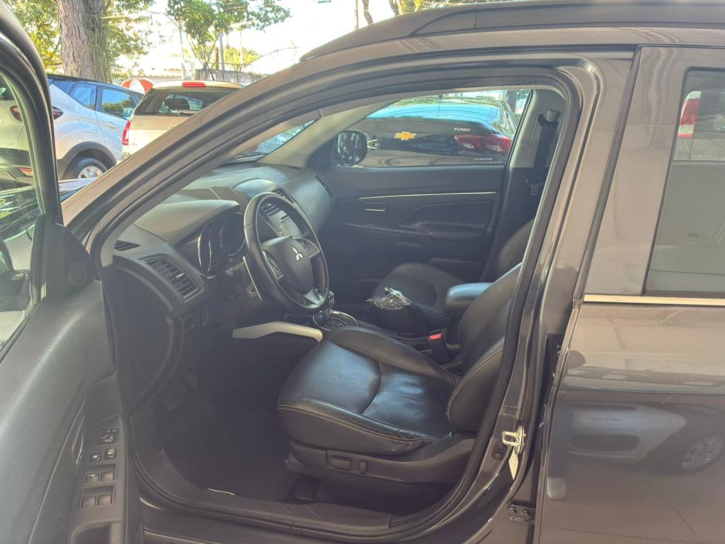 MITSUBISHI ASX - Foto