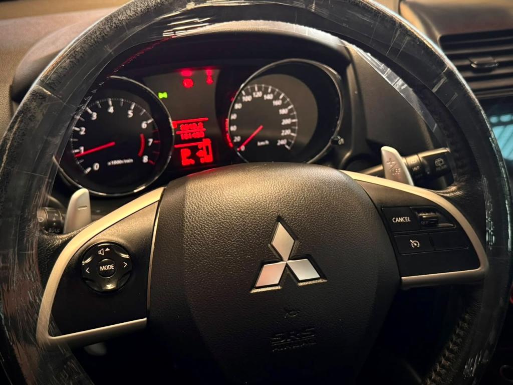 MITSUBISHI ASX - Foto