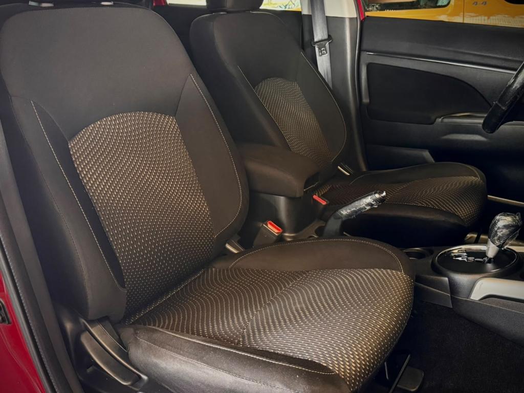 MITSUBISHI ASX - Foto