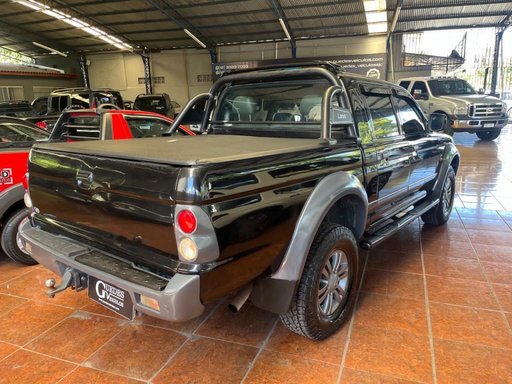 MITSUBISHI L 200 Outdoor - Foto