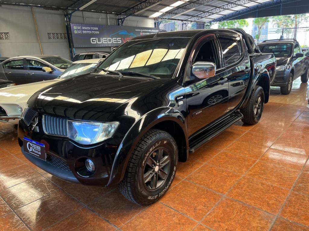 MITSUBISHI L 200 Triton - Foto