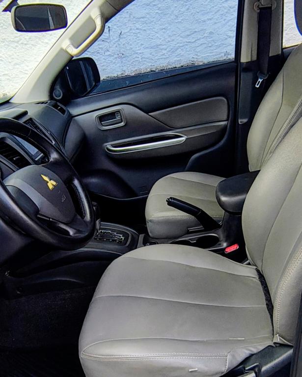 MITSUBISHI L 200 Triton - Foto