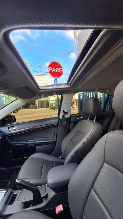 MITSUBISHI Lancer - Foto