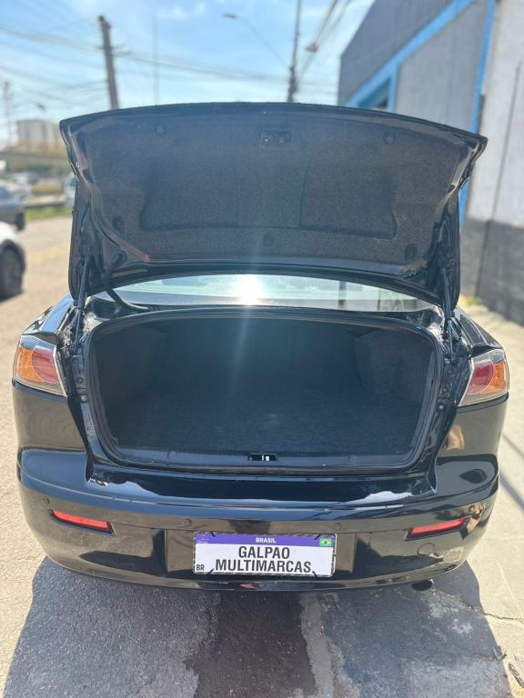 MITSUBISHI Lancer - Foto