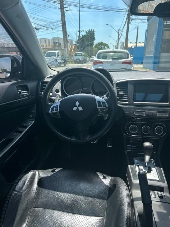 MITSUBISHI Lancer - Foto