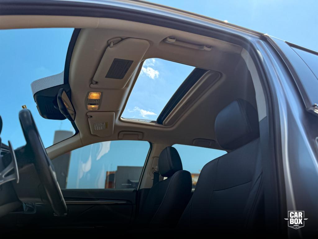 MITSUBISHI Outlander - Foto