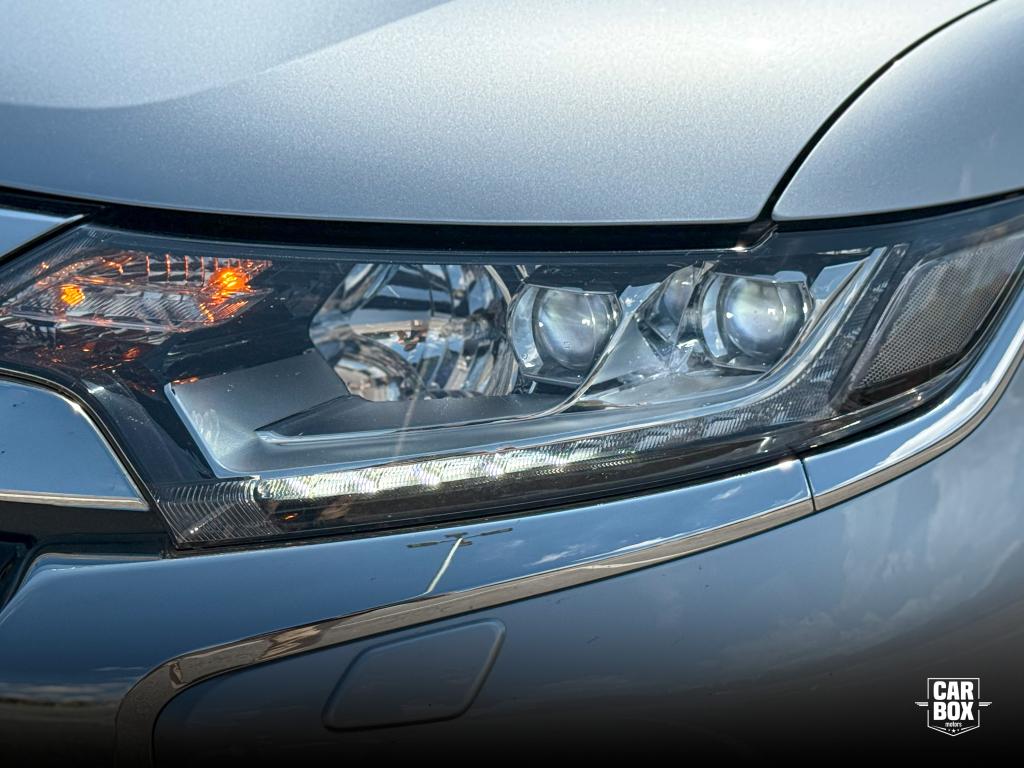 MITSUBISHI Outlander - Foto