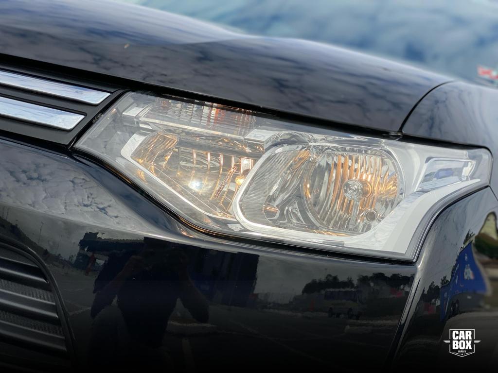 MITSUBISHI Outlander - Foto