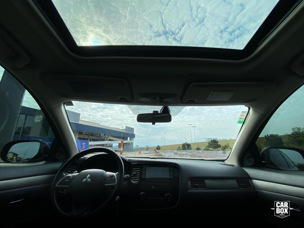 MITSUBISHI Outlander - Foto