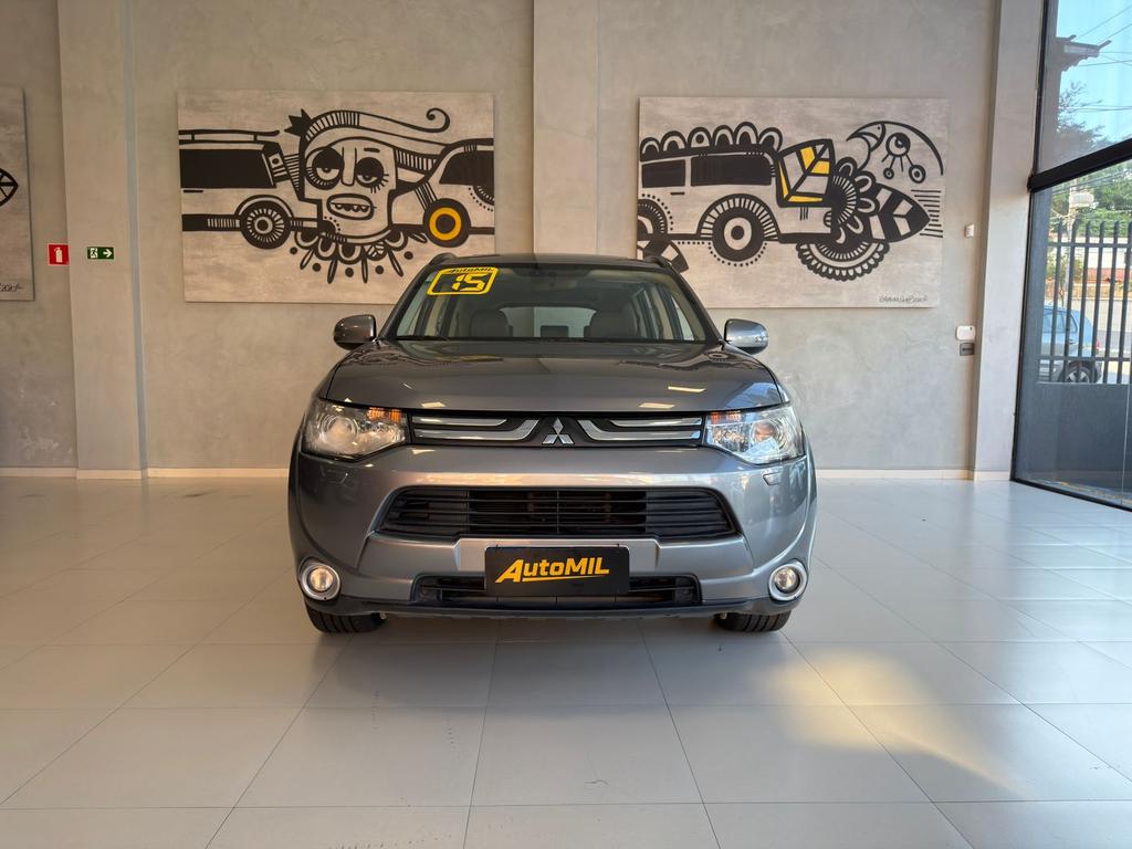 MITSUBISHI Outlander - Foto