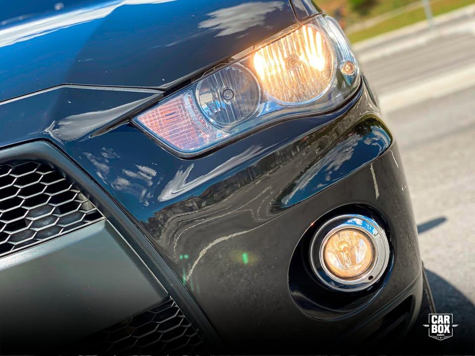 MITSUBISHI Outlander - Foto