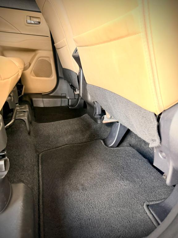 MITSUBISHI Outlander - Foto