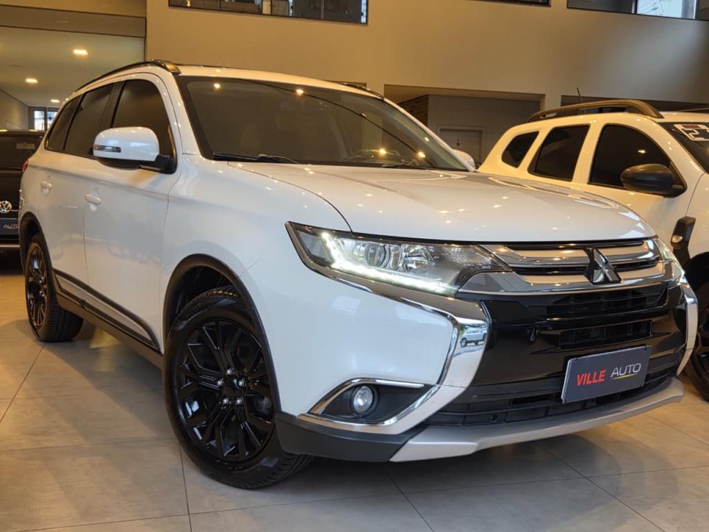 MITSUBISHI Outlander - Foto