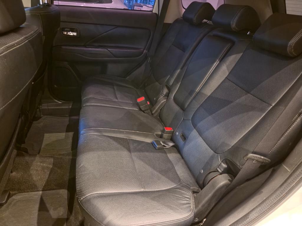MITSUBISHI Outlander - Foto