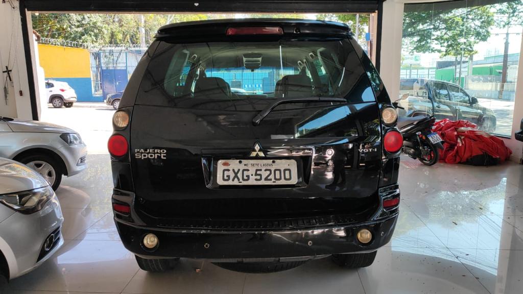 MITSUBISHI Pajero - Foto