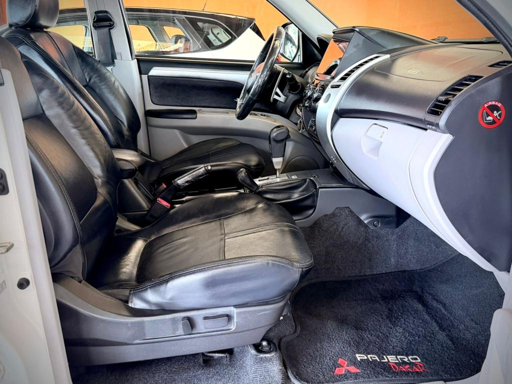 MITSUBISHI Pajero Dakar - Foto