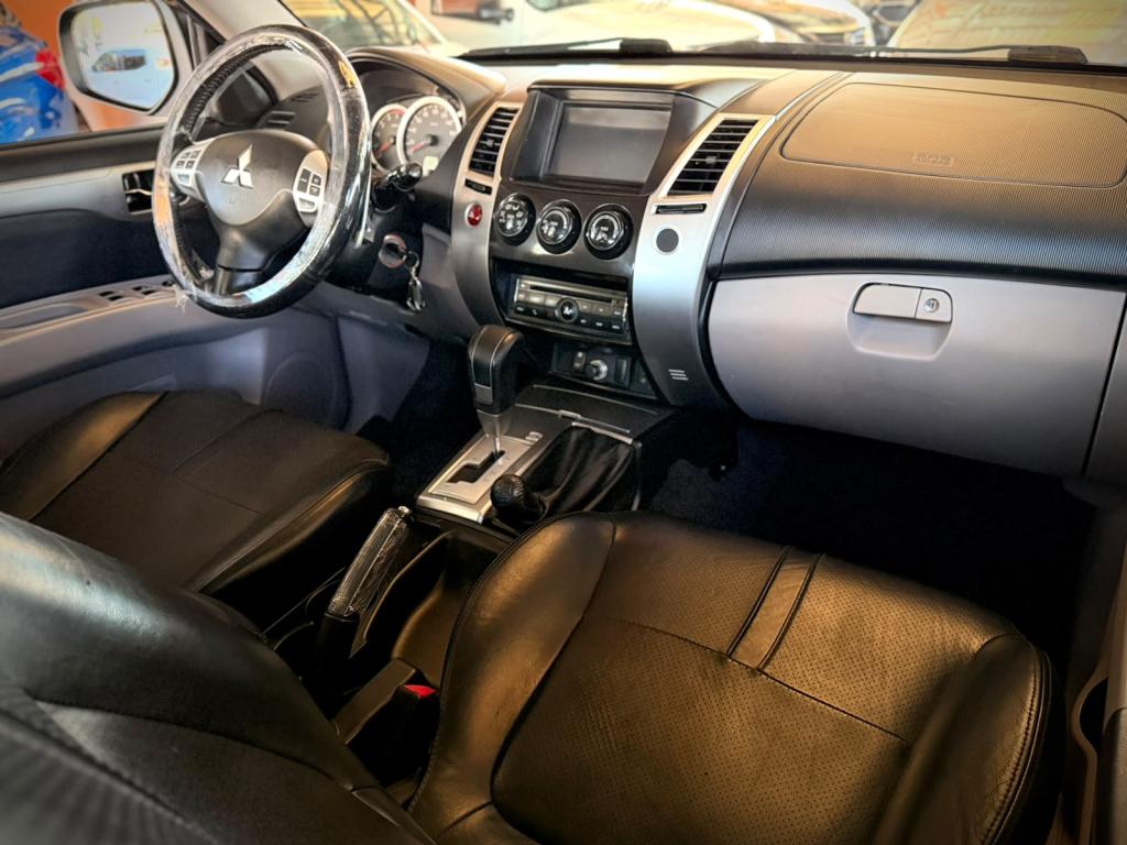 MITSUBISHI Pajero Dakar - Foto