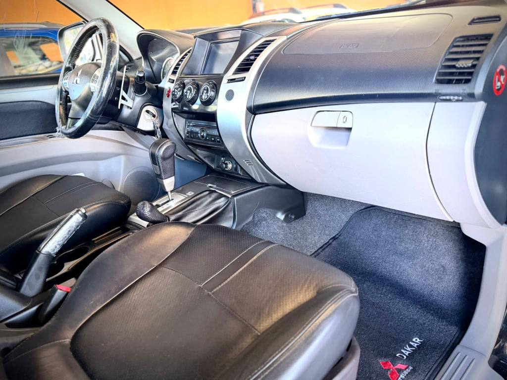 MITSUBISHI Pajero Dakar - Foto