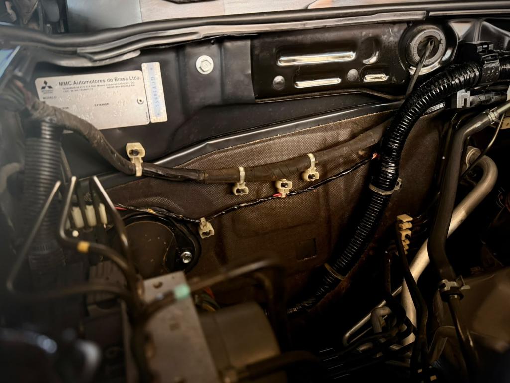 MITSUBISHI Pajero Dakar - Foto