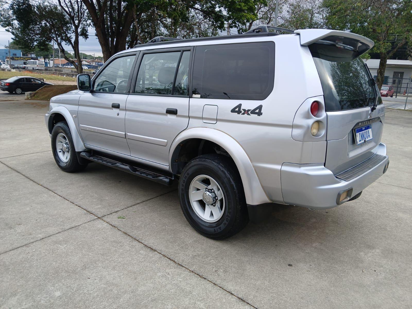 MITSUBISHI Pajero Sport - Foto