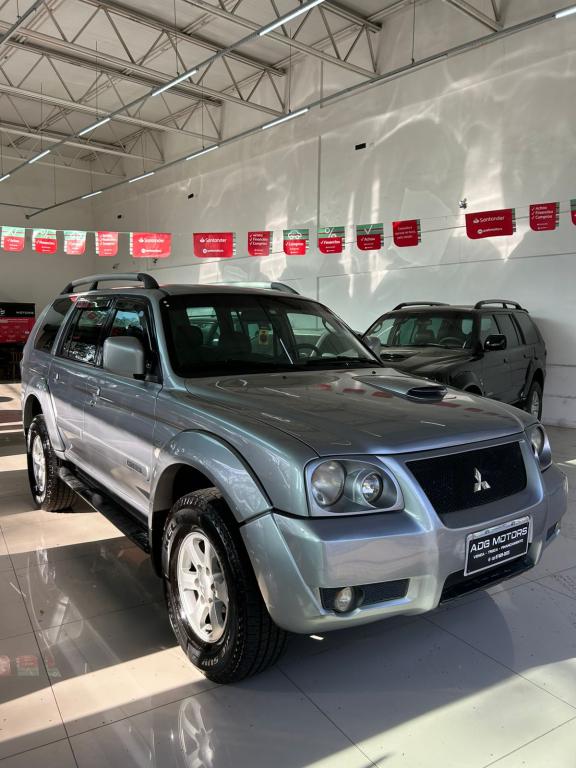 MITSUBISHI Pajero Sport - Foto