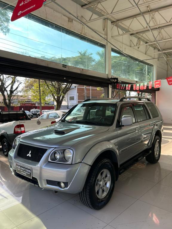 MITSUBISHI Pajero Sport - Foto