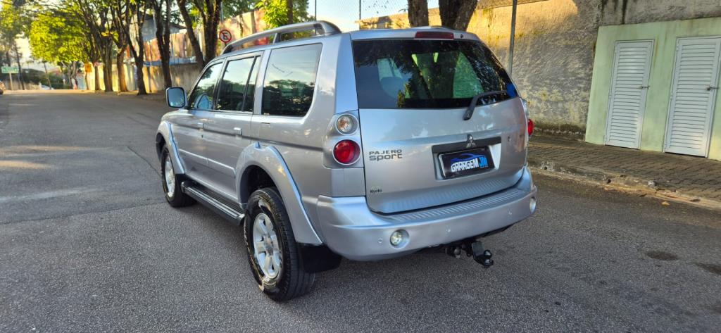 MITSUBISHI Pajero Sport - Foto